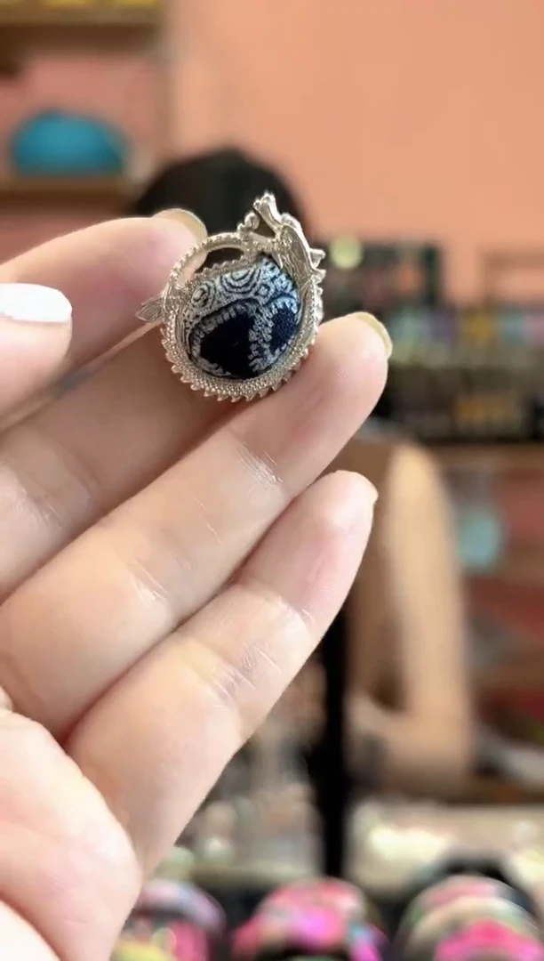 织绣艺枝独绣手工饰品69