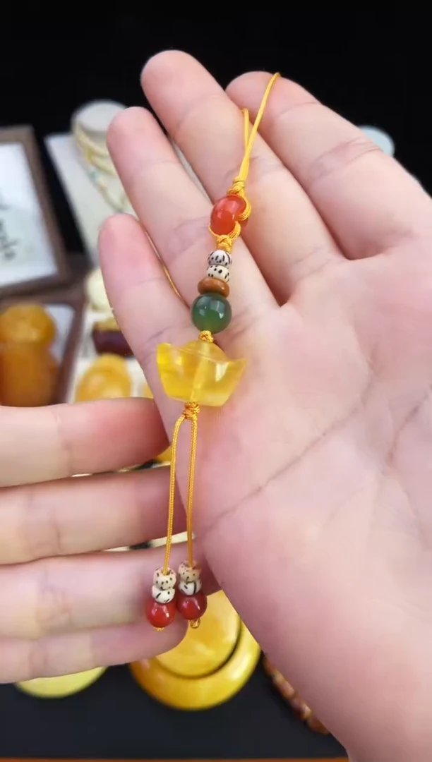 琥珀未镶嵌珠宝奇石柒月