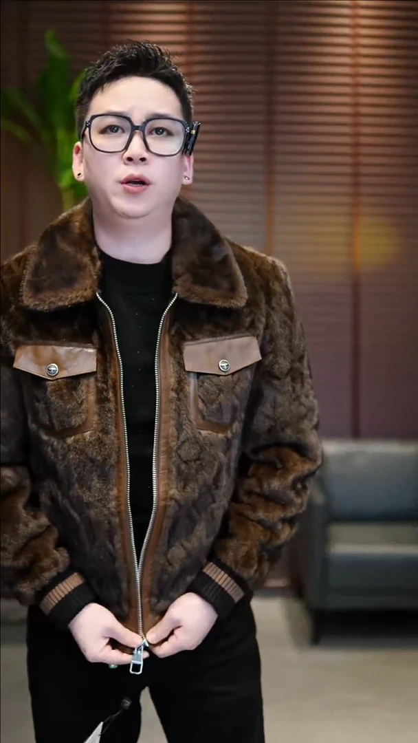 56码（170-185斤）兽王拼接真皮夹克咖色