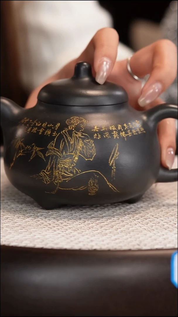 茶壶紫砂【张杏娟】玄铁砂 乳鼎 400cc