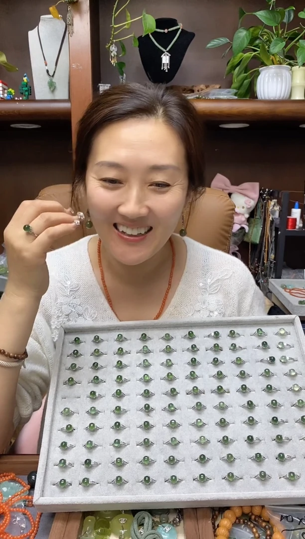 未镶嵌岫玉戒指多样性发货其中发一