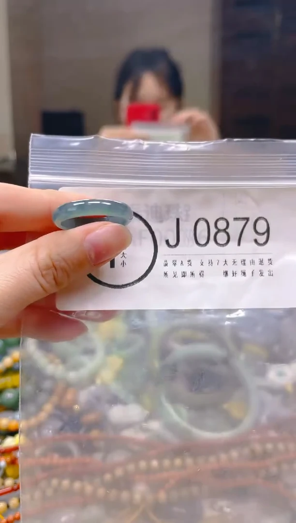 翡翠未镶嵌颈饰18.2MM/J/翡翠A货一图一物