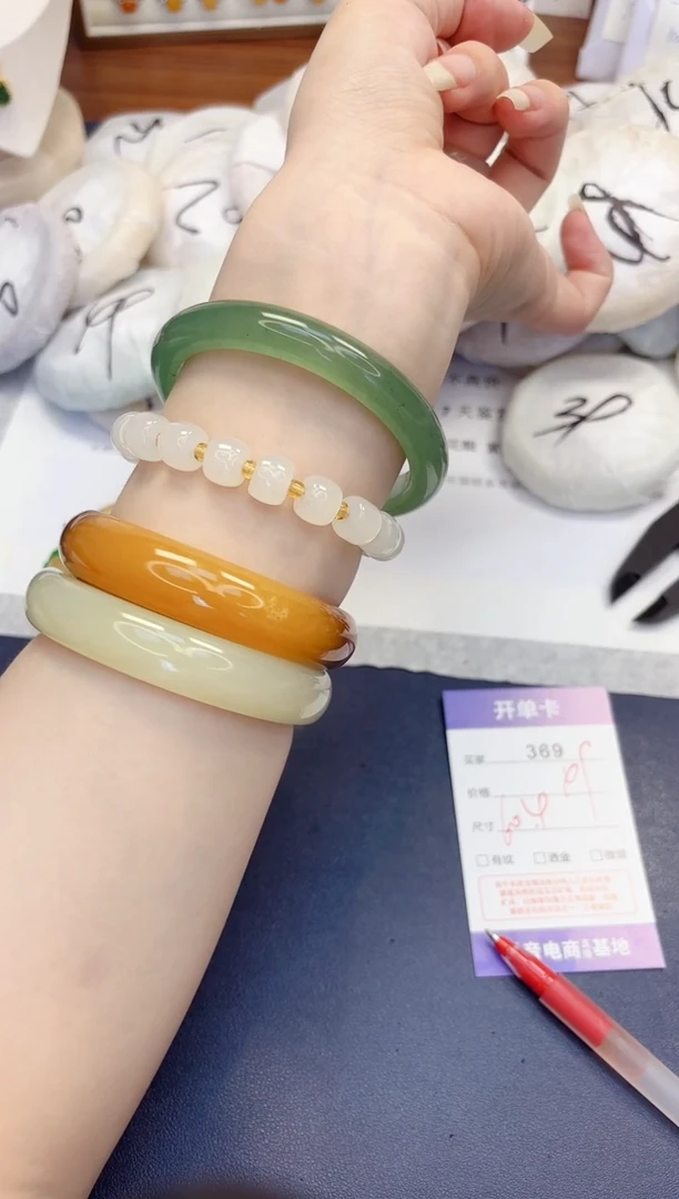 石英质玉手镯未镶嵌369-东陵玉-圈口60