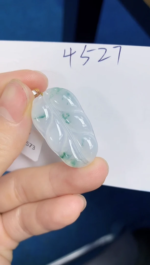 翡翠18K金镶嵌颈饰天然缅甸翡翠A货