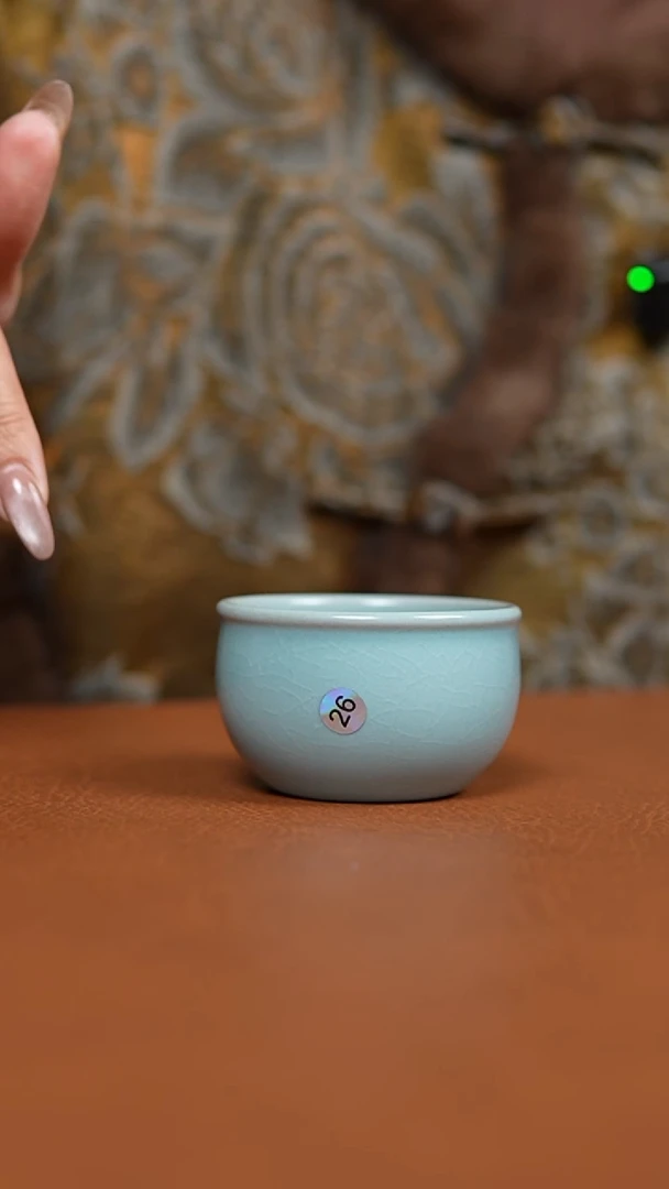 瓷片仿古天青小平安缸杯瑕26