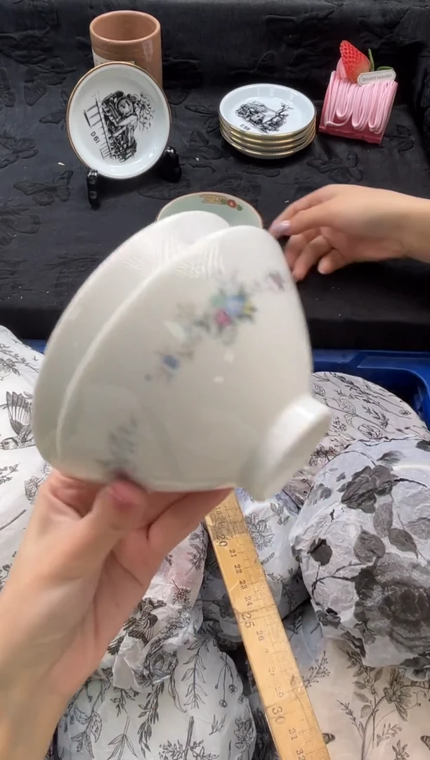 瓷片ʕ****ʔ       B238