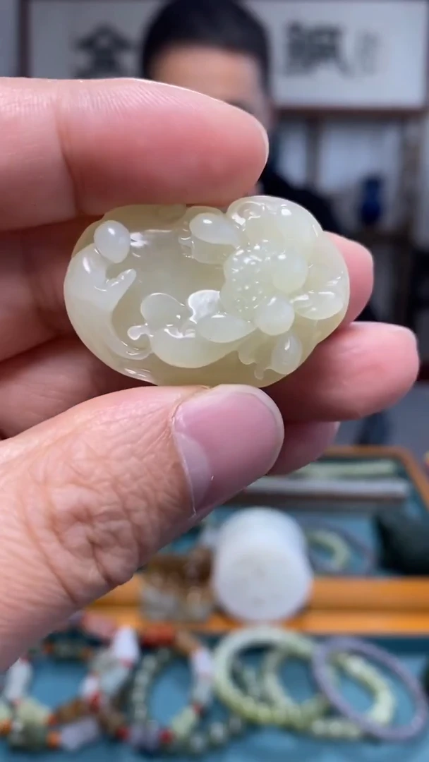 颈饰未镶嵌和田玉45