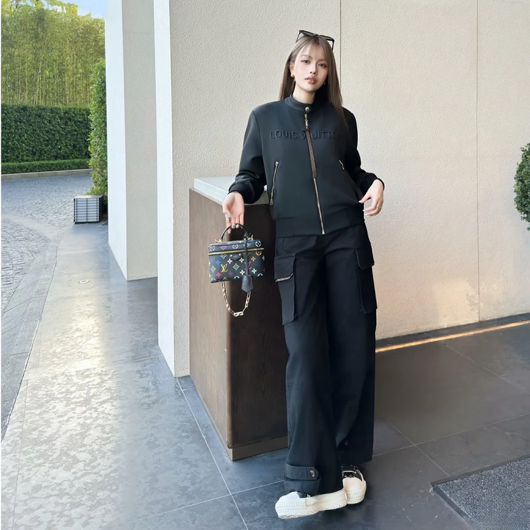 未使用 LouisVuitton/路易威登 2509149/34/老花里衬浮雕Logo夹克
