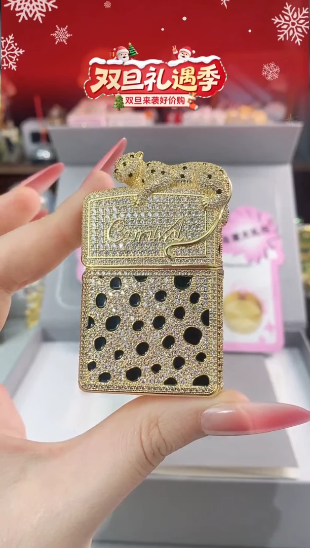 铜满钻金钱豹 VG礼盒礼袋+油x1+火石x1+礼包x1