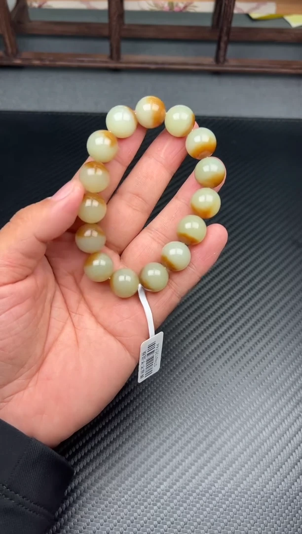 未镶嵌手串和田玉若羌微色差卡14LPQ