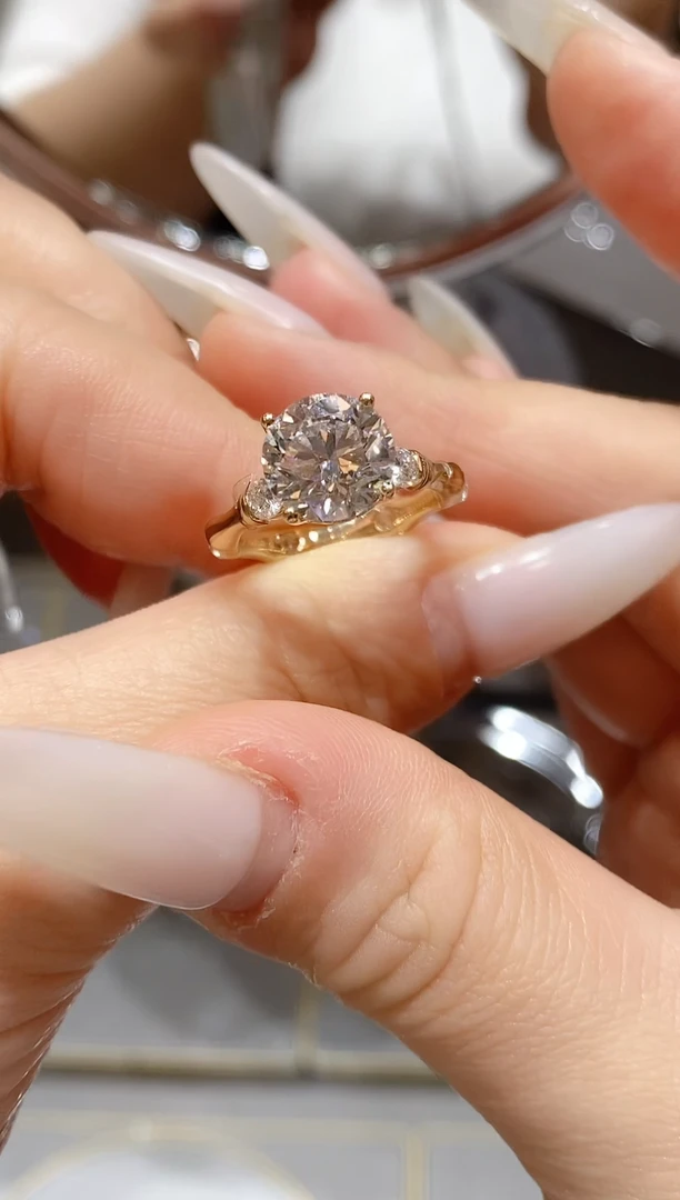 18K金镶嵌实验室培育钻石下单备注圈口