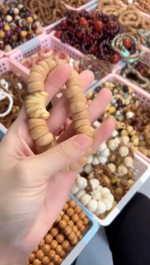 菩提根/象牙果手串凤眼大肠搭配牛角包手串