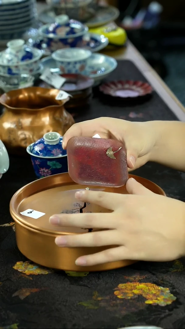 景德镇手绘瓷器放漏场