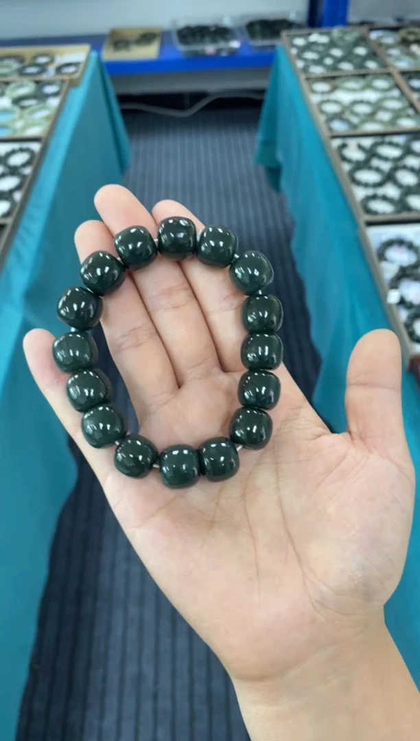 和田玉未镶嵌珠宝奇石纯天然新疆和田玉卡14LXZ14