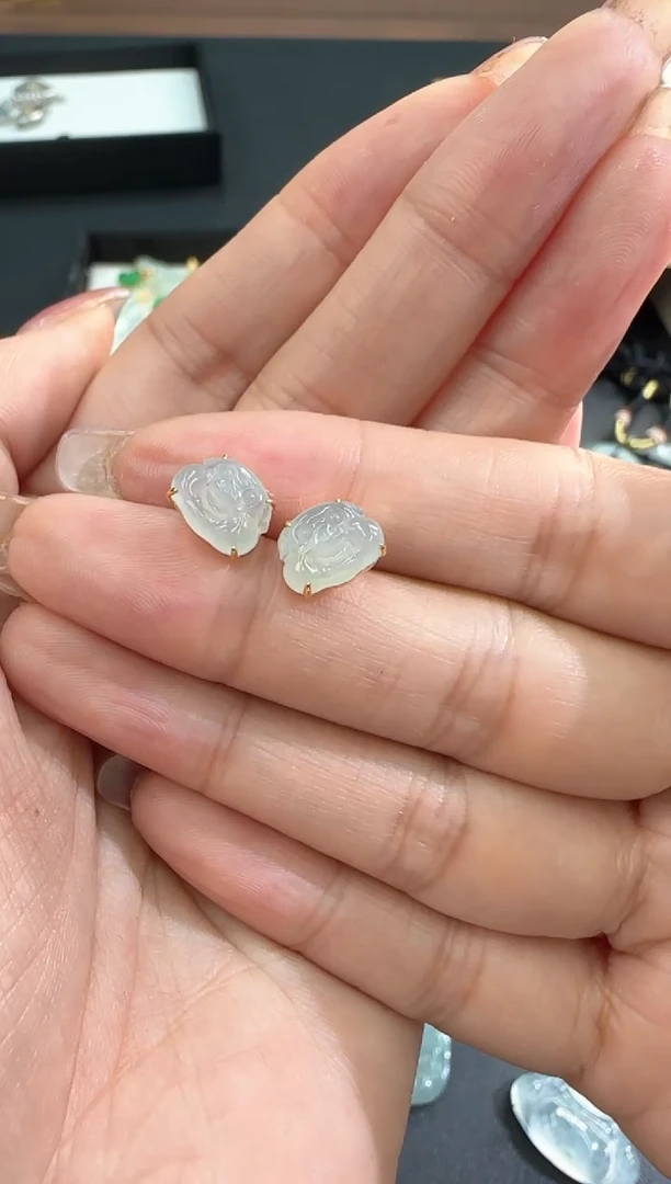 【闪购商品】翡翠颈饰18K金镶嵌250213388