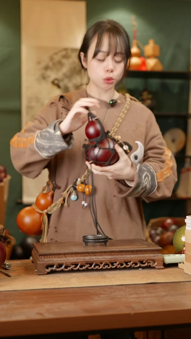 305号精品天然大漆酒葫芦一物一拍~