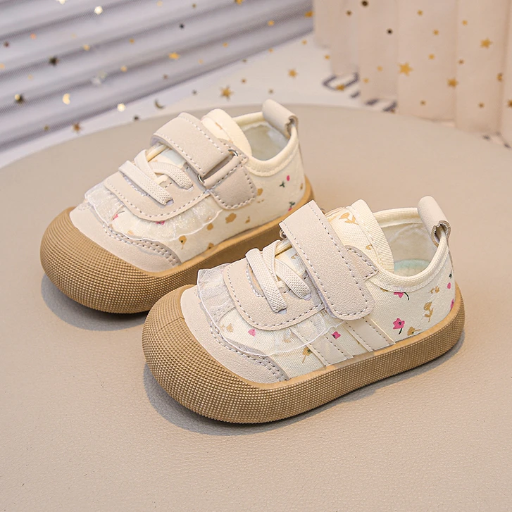 幼儿园室内鞋女孩2025春秋新款女童碎花帆布鞋软底布鞋宝宝鞋子潮