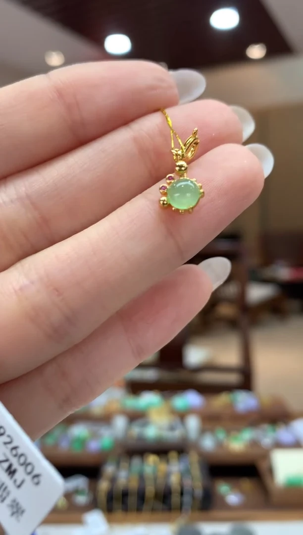 吊坠(不含链)未镶嵌翡翠螃蟹