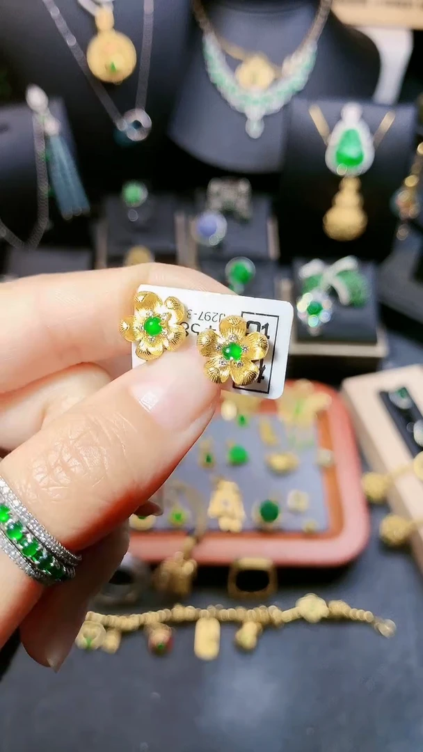 【闪购商品】翡翠耳饰银S925镶嵌耳饰