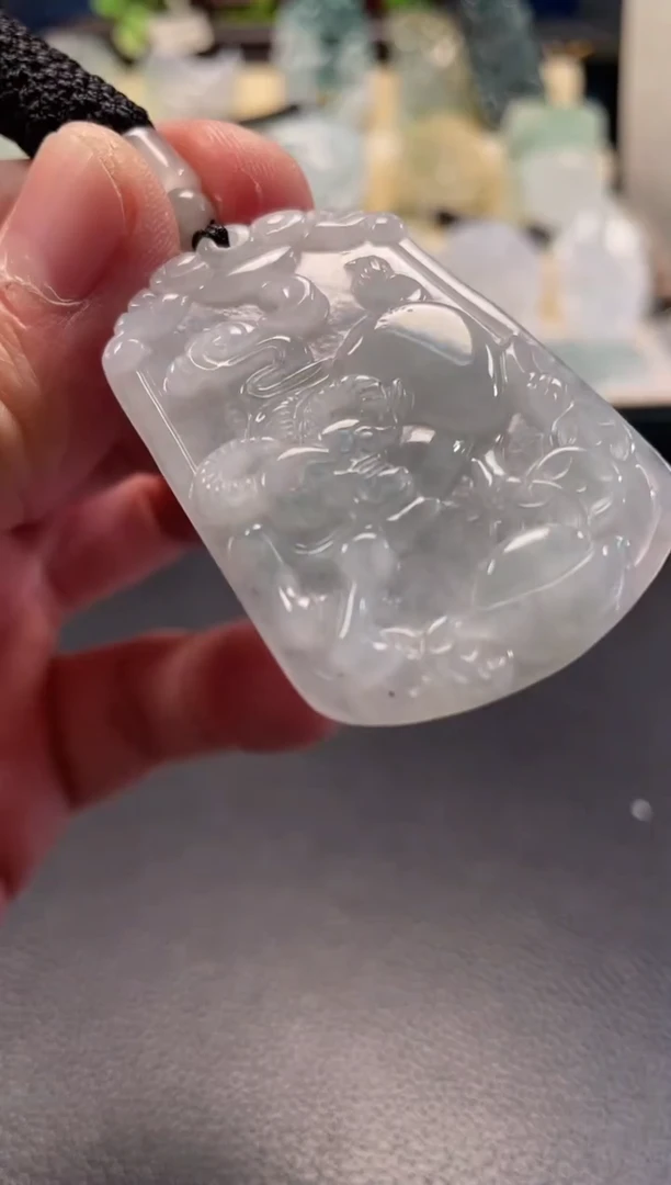 颈饰未镶嵌翡翠1/03/080