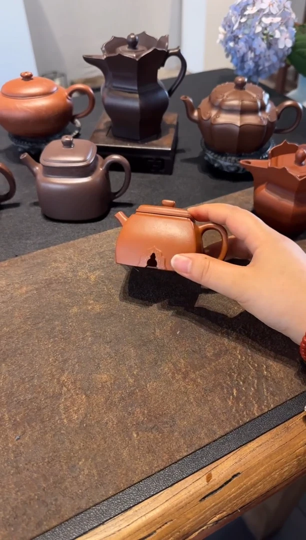 茶壶紫砂小悟空 黄龙山朱泥