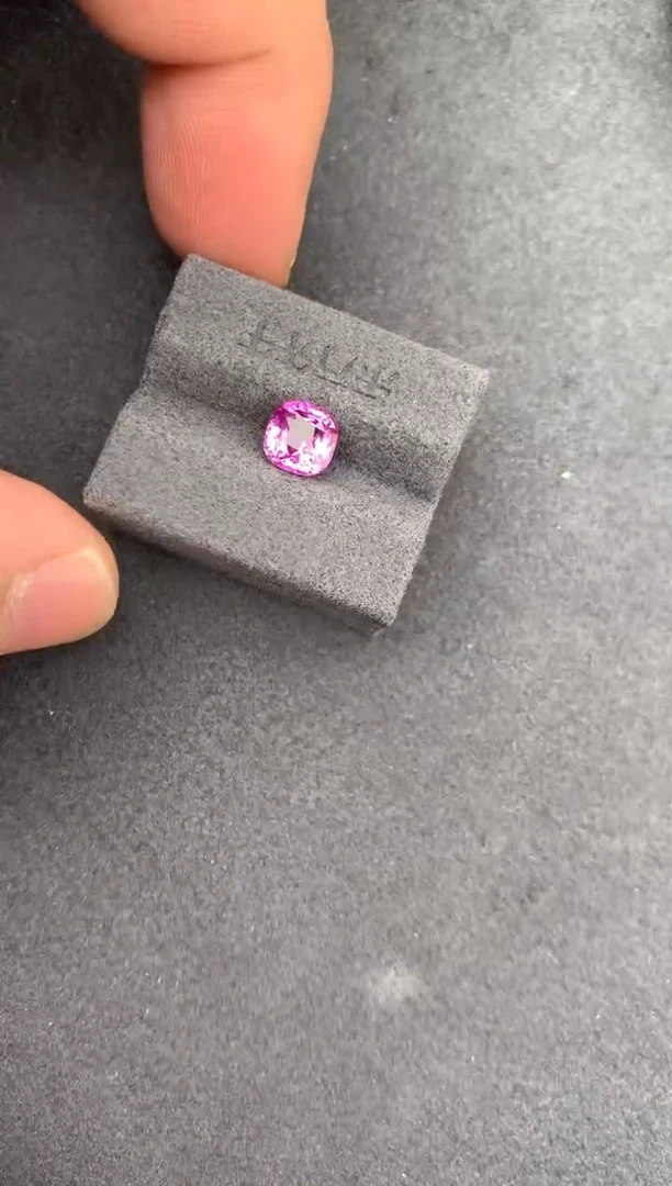 裸石彩色蓝宝石1.5ct天然粉蓝宝石 无烧 定制 AC
