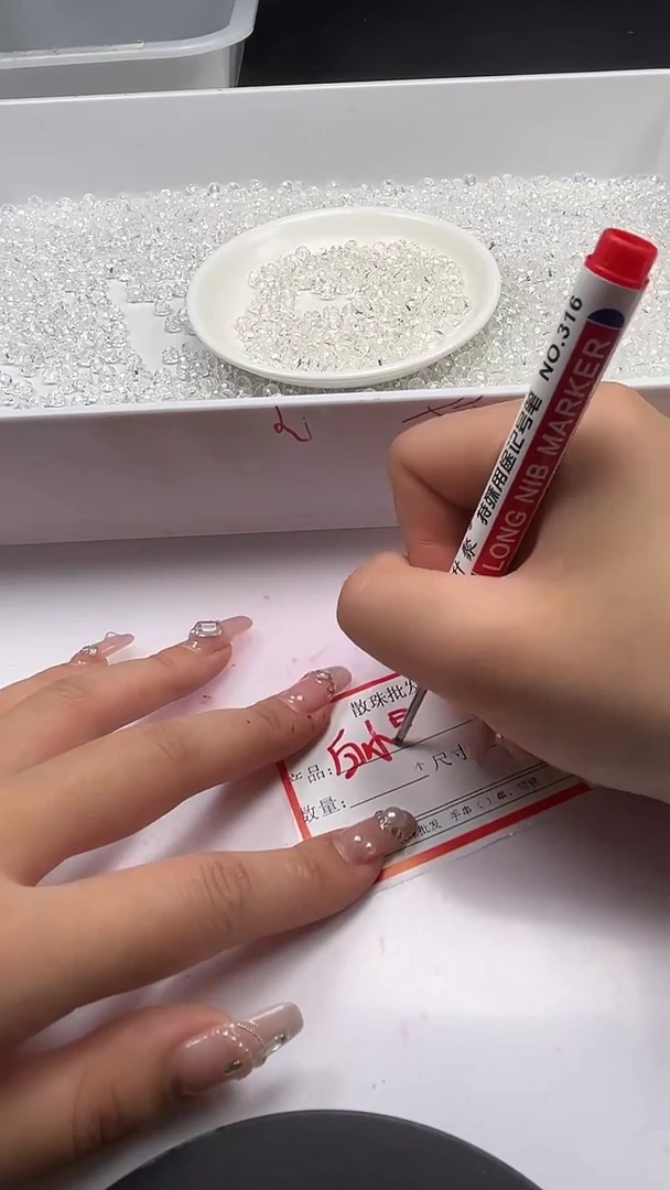 颈饰未镶嵌水晶W900 白水切面算盘6MM*30颗