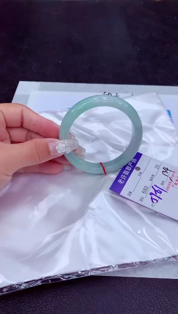 【闪购商品】翡翠手镯未镶嵌111111111111111