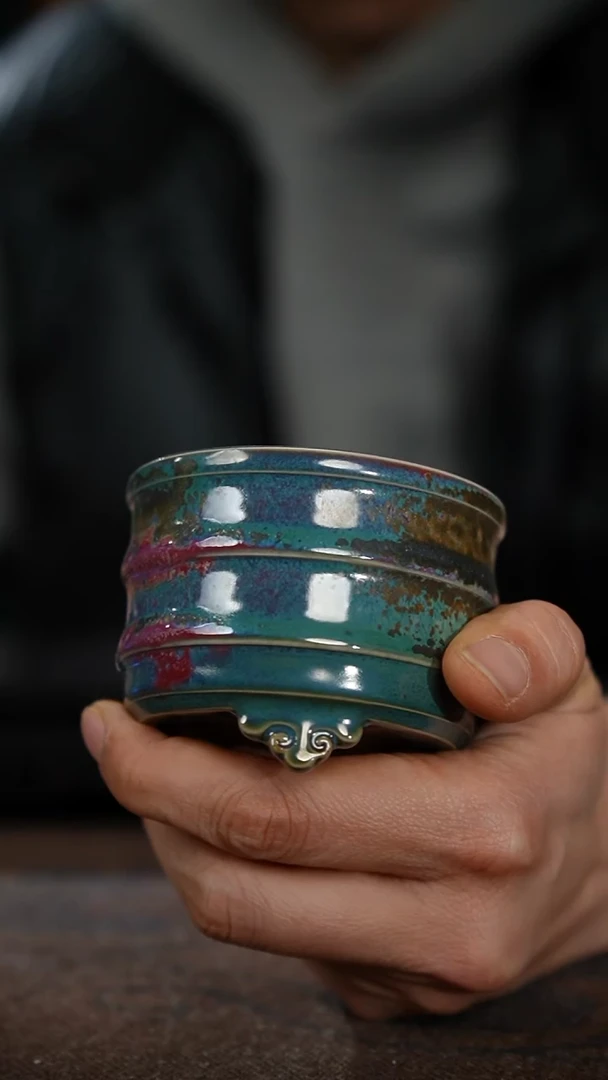 79-1王建勋三足杯