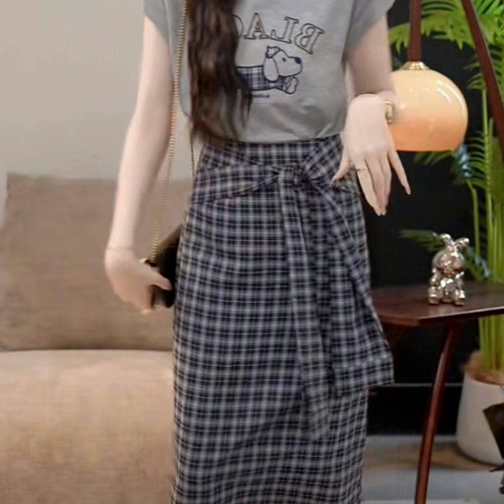 卡通小狗字母T恤+格子半身裙两件套2025夏季新款套装休闲设计感