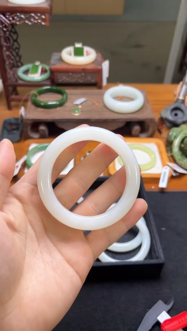 未镶嵌手镯和田玉青海野牛沟白玉 56+圈 2