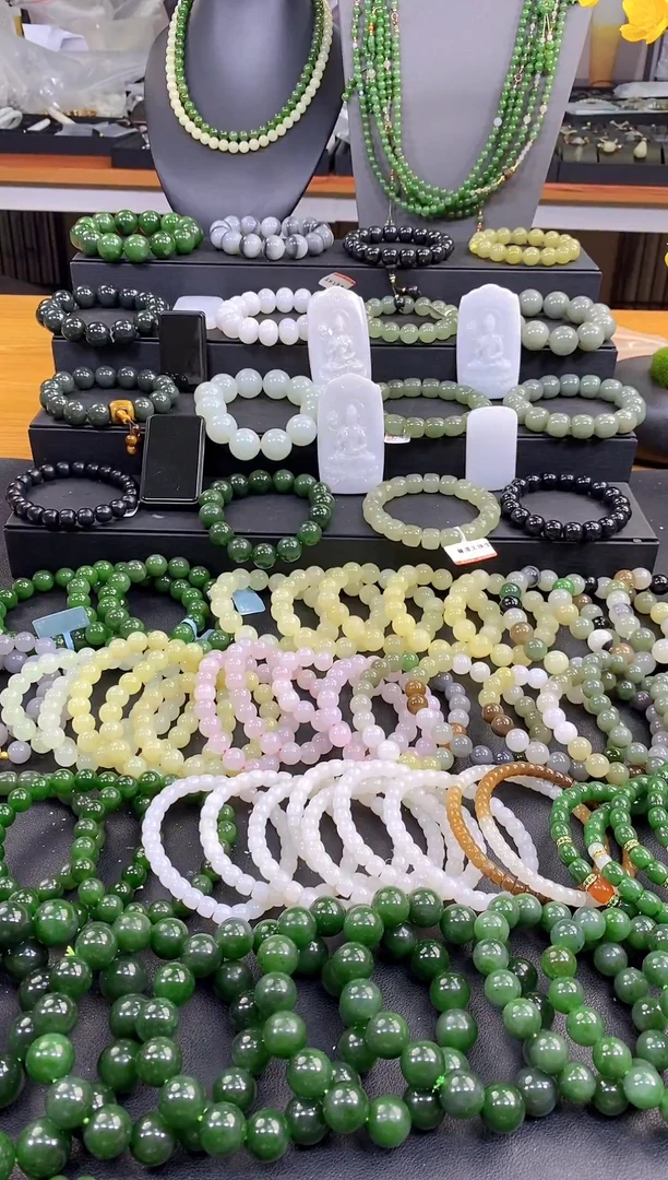 和田玉未镶嵌手链和田玉黑青卡10老型珠