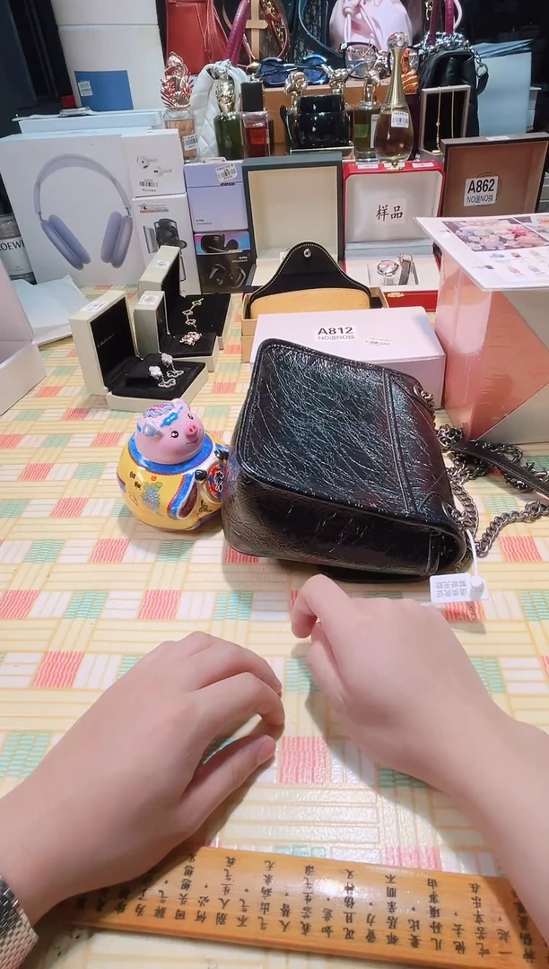 瓷片瓷器 库房到期 全部地板价@@1