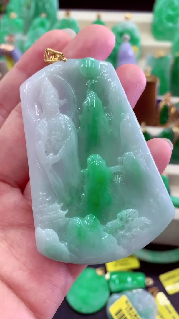 吊坠(不含链)18K金镶嵌翡翠挂件