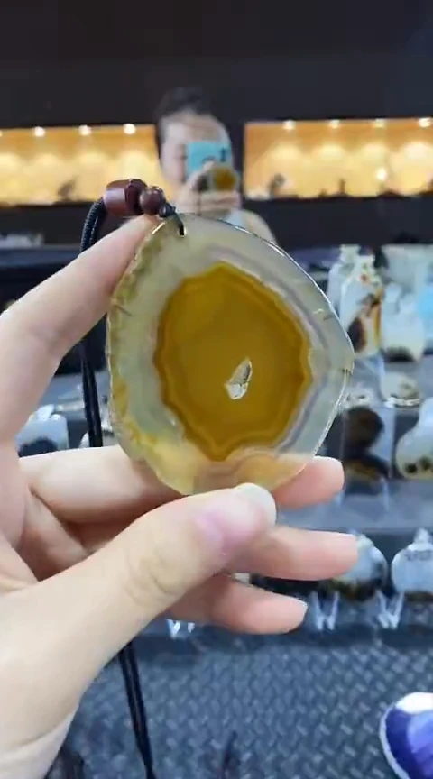 未镶嵌颈饰玛瑙/玉髓可*姐玛瑙