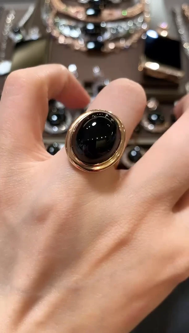 18K金镶嵌戒指翡翠m125