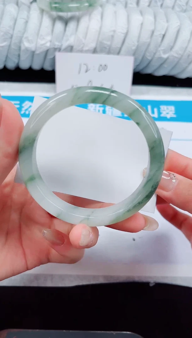 未镶嵌手镯石英质玉152-60/61