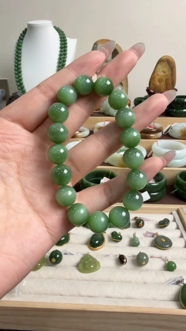 颈饰未镶嵌和田玉手串11+