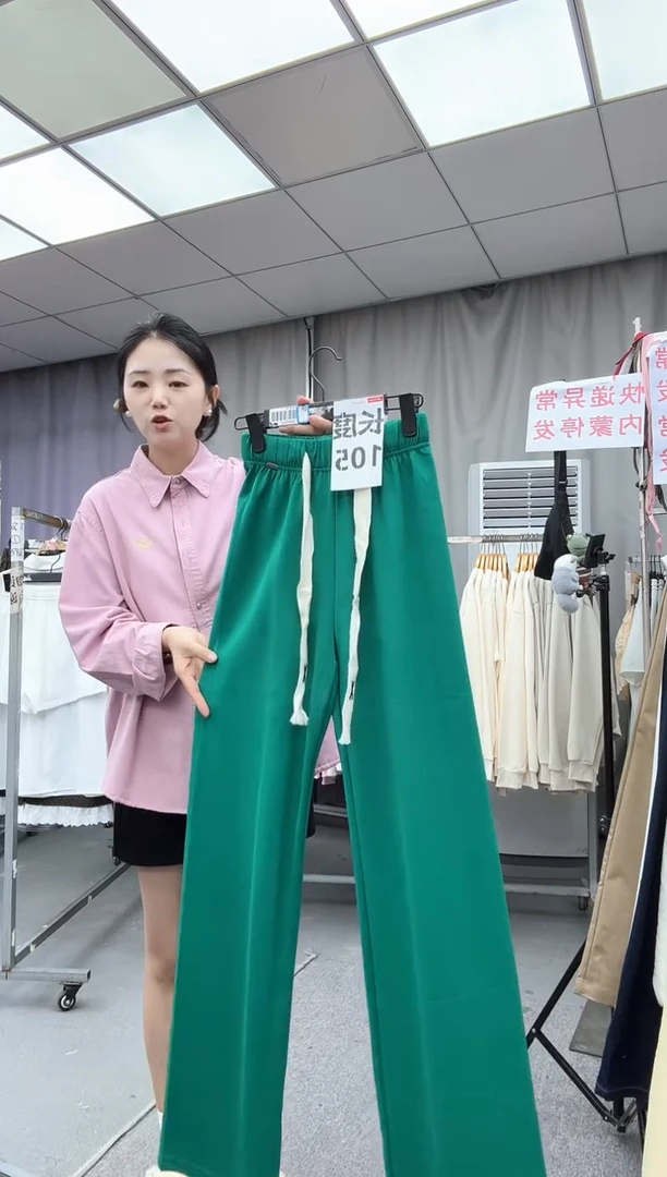 大哥家漂亮衣服漂亮颜色
