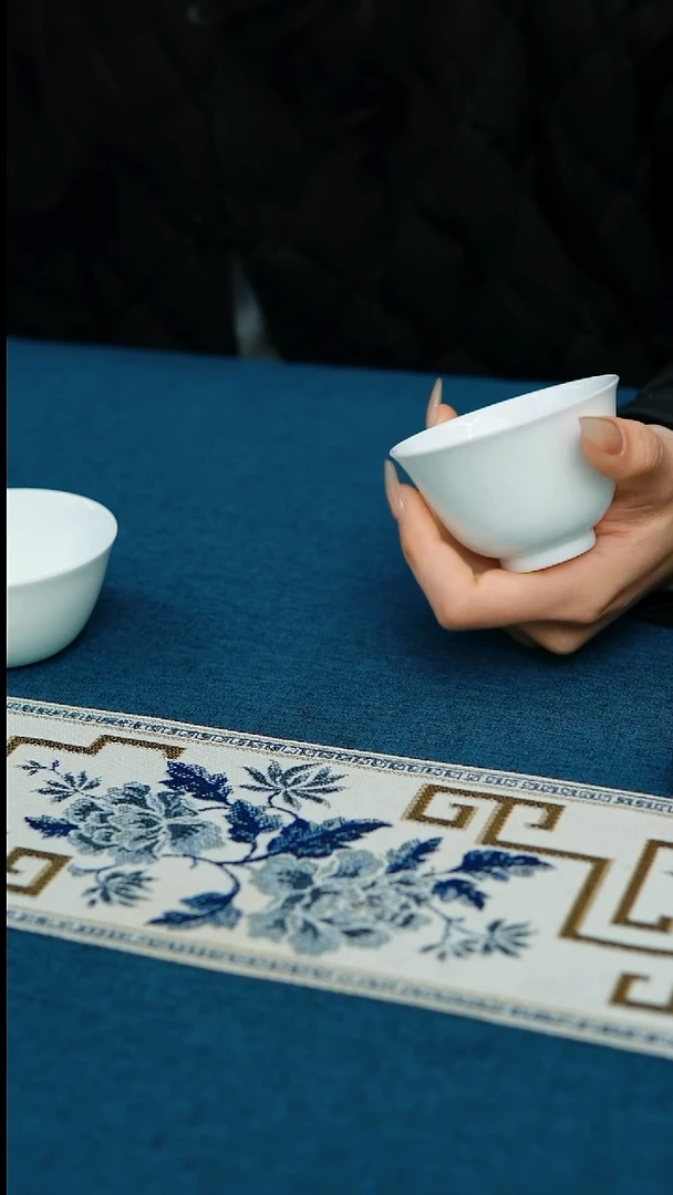 【闪购商品】微瑕新华杯 介意勿拍，不退不换