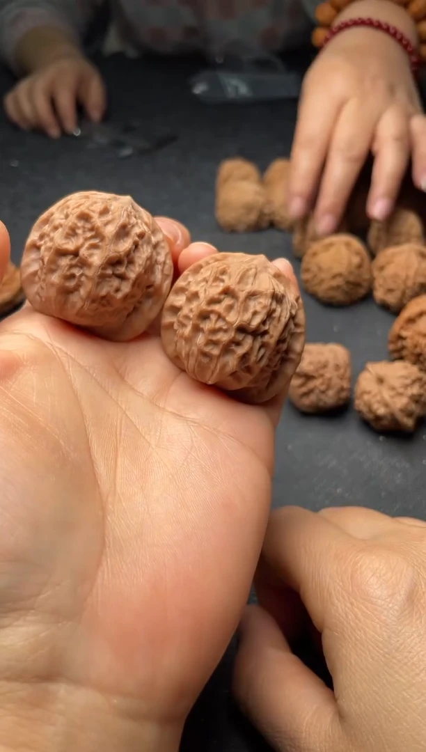 把件文玩核桃w264  瓷娃娃36尺