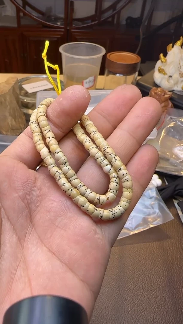 木我****.星月大留白手持多样性发其一