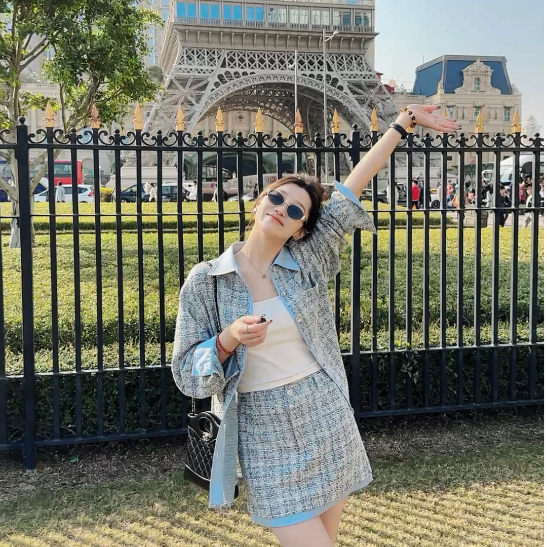 祝喜喜【小香风】25年春款花呢蓝色气质宽松薄款短裙时尚蓝色系穿搭