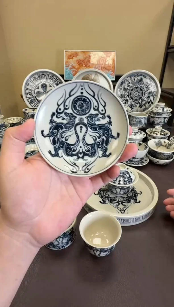 二号釉虎符纹杯垫