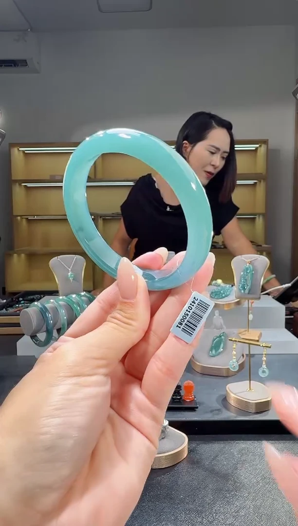 未镶嵌手镯翡翠59圈