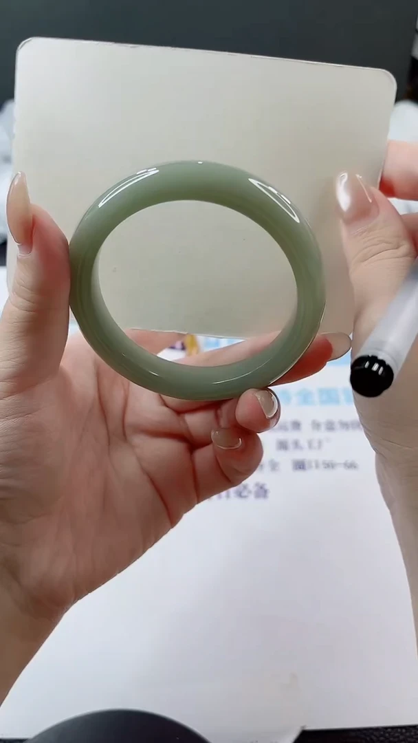 未镶嵌手镯石英质玉多样性发货L51