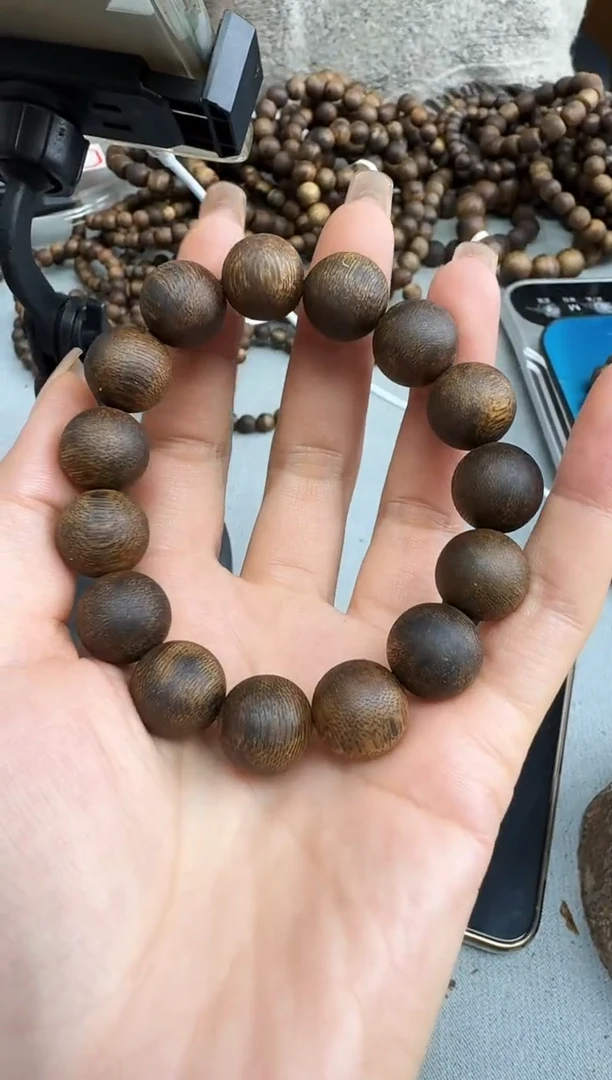 沉香手串1415老乌身圆珠单圈多样性发一