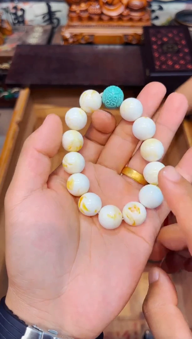 未镶嵌蜜蜡裸石1瑞哥专属高端精品65