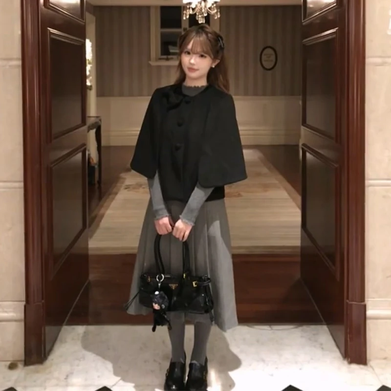 2025秋季新款法式气质圆领蝴蝶结斗篷外套内搭长袖上衣高腰半身裙