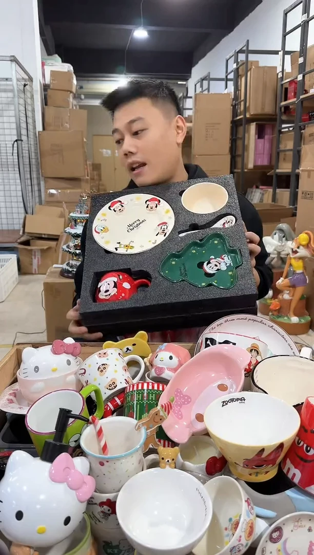 瓷片原盒圣诞米奇餐具套组